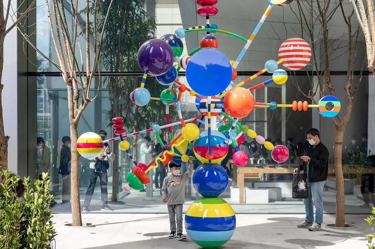 Foster + Partners Designed Apple Store in Seoul Featuring Sculpture by Korean Artists
visuall.net/2022/04/14/fos…
<a href="/Apple/">Apple</a> <a href="/FosterPartners/">Foster + Partners</a> <a href="/VAKKI_artist/">VAKKI</a> #architecture #interiordesign #sculpture #AppleStore #store #leejaehyo #seoul #korea #SouthKorea