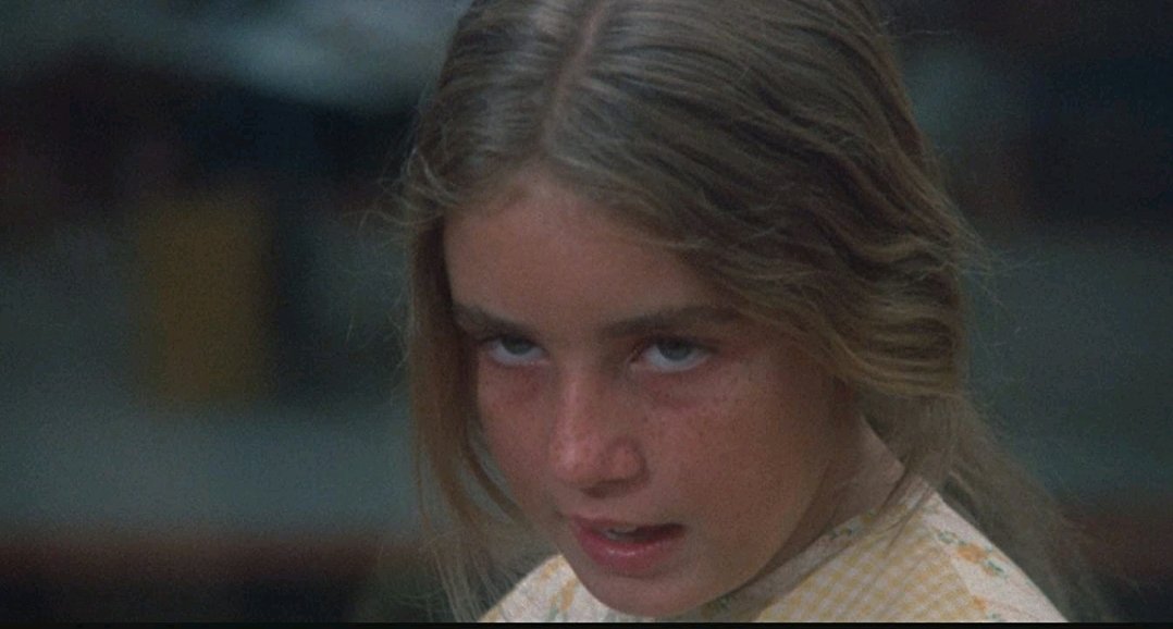 HorrorRafa's tweet photo. #ElExorcistaII #ElHereje (#ExorcistII #TheHeretic, 1977)

La ambiciosa secuela y tremendo fracaso de la Warner. Lo tenía todo para triunfar; Boorman al mando de un repartazo, Morricone a tope, factura técnica impecable... y una edición desastrosa.

¿Estáis a favor o en contra? https://t.co/BRRKwbv90Q