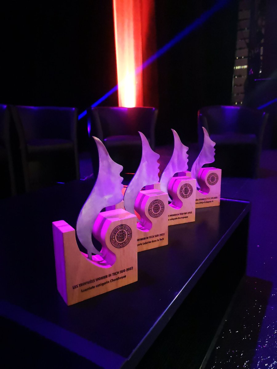 Delphine Rsi (@mel0delphe) on Twitter photo C'est parti pour les Trophées #WITSud ! 🏆
Après des mois de préparation avec <a href="/WhatHackers/">Women Hackers Action Tank 06 (WHAT06)</a> on accueille 600 personnes à <a href="/CannesPalais/">Palais des Festivals</a> pour célébrer les #WomenInTech ! 👩🚀👩🔬👩🏽💻
Let's go ! 🔥
#CotedAzurFrance #GirlsCan C'est parti pour les Trophées #WITSud ! 🏆
Après des mois de préparation avec <a href="/WhatHackers/">Women Hackers Action Tank 06 (WHAT06)</a> on accueille 600 personnes à <a href="/CannesPalais/">Palais des Festivals</a> pour célébrer les #WomenInTech ! 👩🚀👩🔬👩🏽💻
Let's go ! 🔥
#CotedAzurFrance #GirlsCan