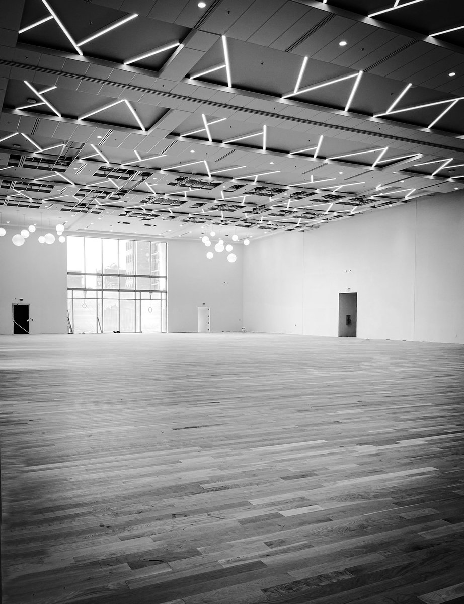 AjaxBuilding's tweet photo. Isn't the @floridastate #FSUNewUnion ballroom dreamy so far? @ArchitectsLW @WorkshopMKE @FSUFacilities
#ajaxbuilding #teamajax #buildingcommunity #progress #FSU #comingsoon https://t.co/mOE6ikJKgX