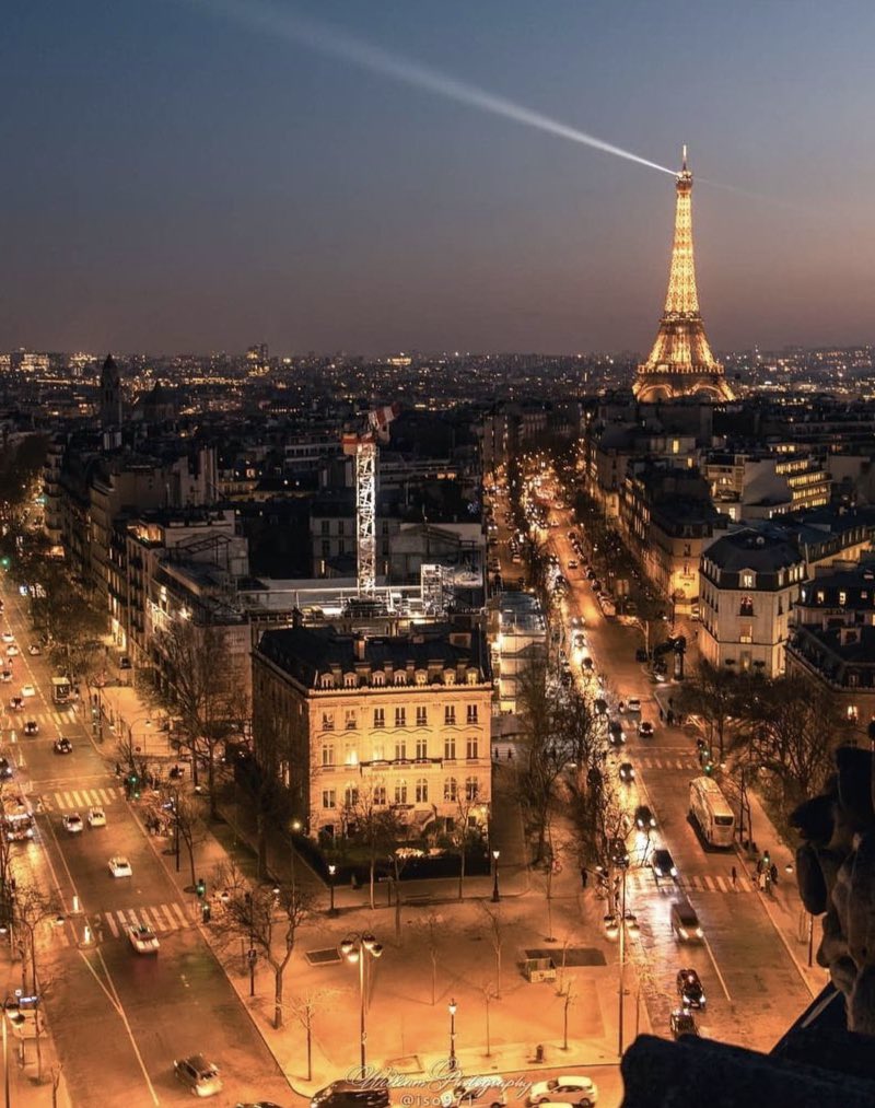 W0rld2026's tweet photo. Paris by night https://t.co/lG91r07quF