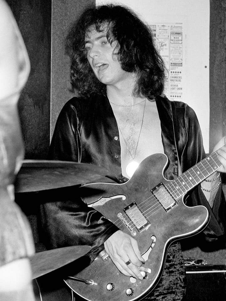 Happy Birthday  Ritchie Blackmore
14 aprile 1945 