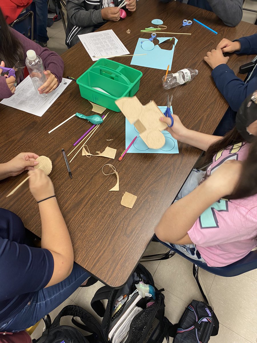 7thWilliamson's tweet photo. Mechanical Engineering lesson - balloon car #GranthamRising #PanthersMakeItMatter #AllIn4Aldine https://t.co/ZXs1FLxcL2