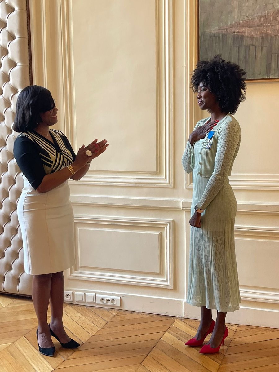 innamodja 👽🥀 (@innamodja) on Twitter photo And this happened. I was made “Chevalière de l’ordre National du Mérite” by her excellence the Minister <a href="/1ElisaMoreno/">Élisabeth Moreno</a> for my Activism for Women Empowerment, Gender & Climate Justice 🙏🏽❤️✨ Surrounded by my Family & Friends 😭🥰 <a href="/mcsikic/">MCSK 👾</a> <a href="/jmpailhon/">Jean-Michel Pailhon 🧢</a> <a href="/CrystalPNight/">Crystal Petit 🐝 PARIS</a> <a href="/adelinahaha/">Adélina</a> And this happened. I was made “Chevalière de l’ordre National du Mérite” by her excellence the Minister <a href="/1ElisaMoreno/">Élisabeth Moreno</a> for my Activism for Women Empowerment, Gender & Climate Justice 🙏🏽❤️✨ Surrounded by my Family & Friends 😭🥰 <a href="/mcsikic/">MCSK 👾</a> <a href="/jmpailhon/">Jean-Michel Pailhon 🧢</a> <a href="/CrystalPNight/">Crystal Petit 🐝 PARIS</a> <a href="/adelinahaha/">Adélina</a>