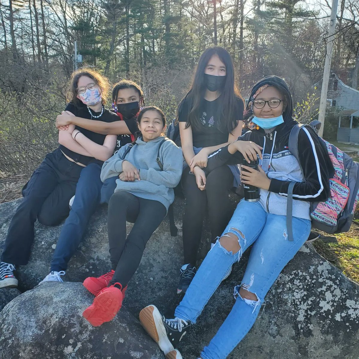 AnnaMMills's tweet photo. My best pictures of Nature's Classroom!! #wbwildcats #HowardRocks #naturesclassroom https://t.co/MLLCsdoq5v