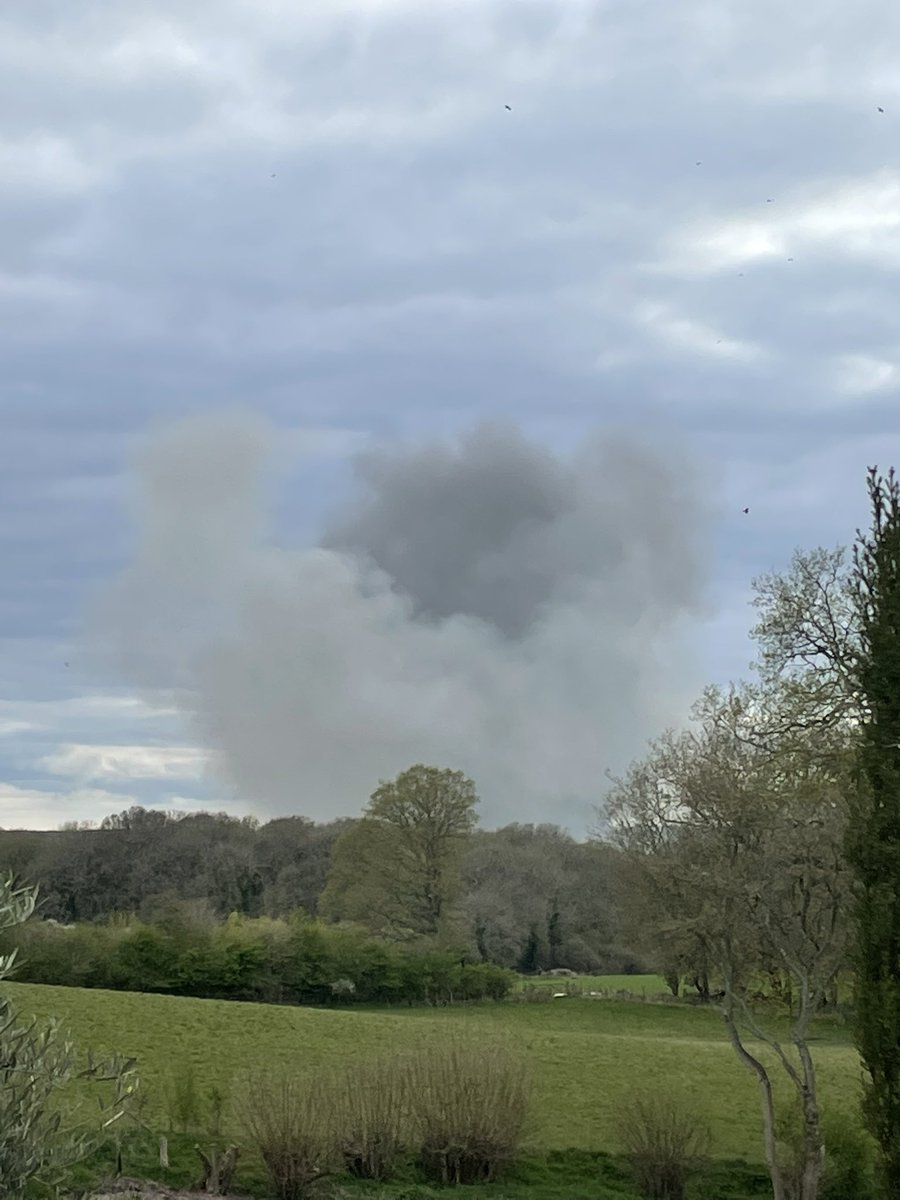 dickiewils's tweet photo. @BBCSouthNews monster explosion at Poors Farm on A30 between Basingstoke and Hook. https://t.co/1kQKKMkoJv