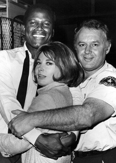 Born on this day - Rod Steiger, who brought passion to every role. Pictured with castmates Portier and Grant  in his Academy Award-winning role 'In The Heat of the Night' #botd #otd #rodsteiger #intheheatofthenight #classicfilm #oldhollywood #methodactor #academyaward #oscar