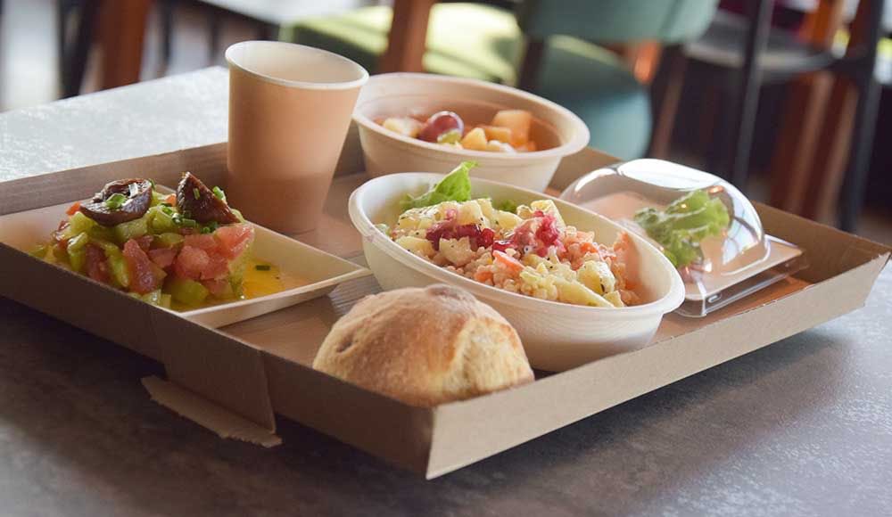 📅  En cette Journée internationale de la #Gastronomie, nous vous présentons notre partenaire "plateaux repas" 🍽

👉🏻 Ti'Miam est un #restaurantsolidaire  👏🏼 Une cuisine élaborée à partir de produits frais et de saison 🥗concoctée par les personnes en situation de #handicap #RSE