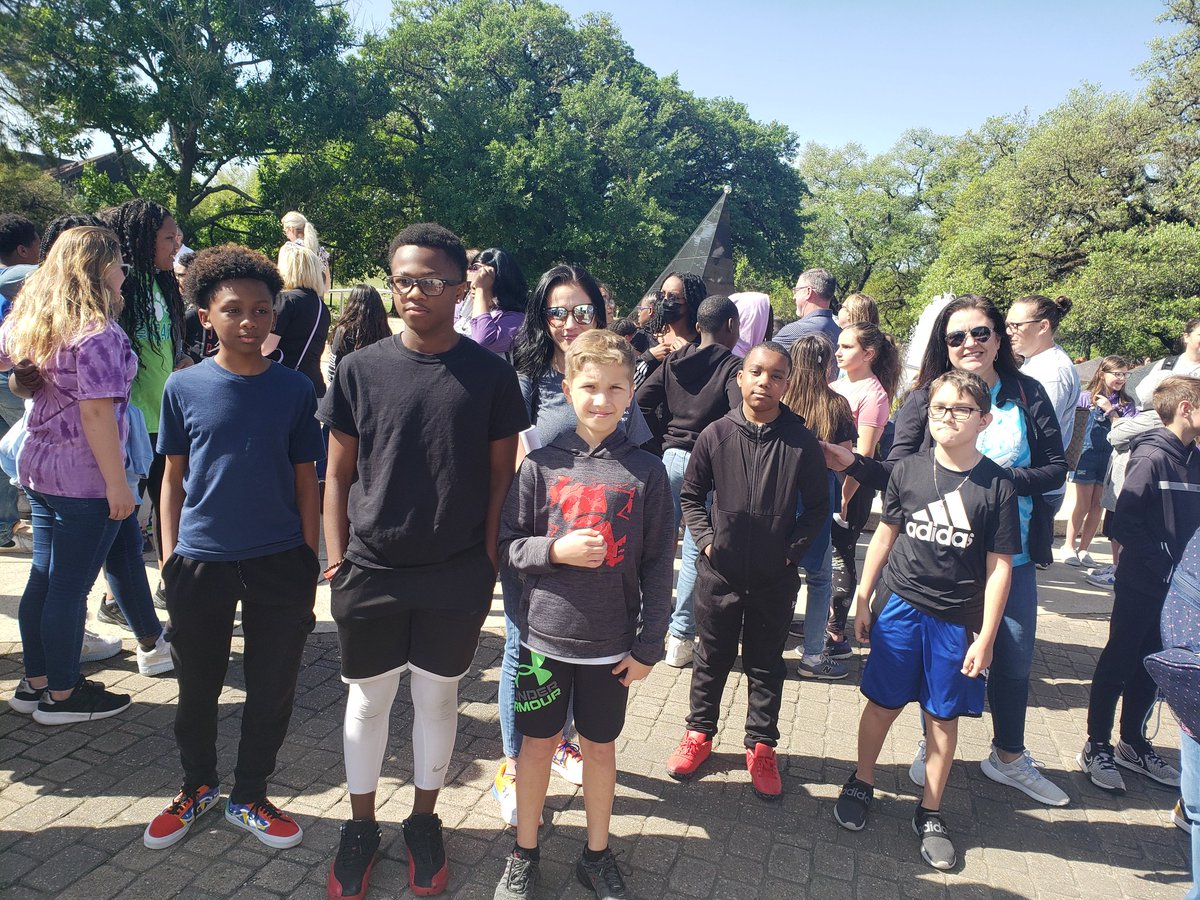 kelleynorrisPFE's tweet photo. Thank You HMNS for a great field trip!
#humbleisd_mbe
#mbeisfamily
#mbebears2020
@hmns https://t.co/jK1T8O7INX