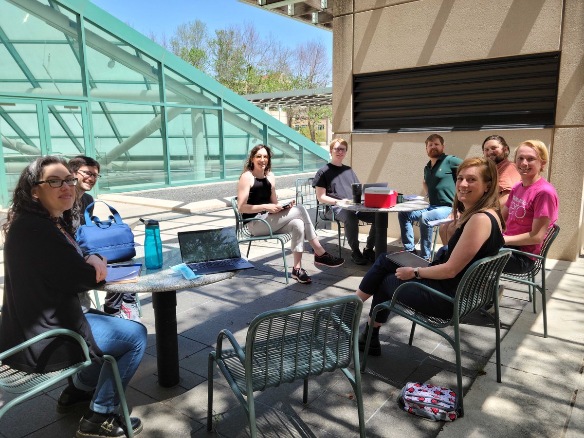 kimreynolds_lab's tweet photo. enjoying the nice spring weather with an outdoor journal club and ice creams! We had a great time discussing https://t.co/iVAfW7UQ4q from @aj4re, @JuliaDiumenge, @Guillaume_Diss, @BenLehner et al. Lots of food for thought plus some actual ice cream sandwiches. https://t.co/pAxnFjDWfk