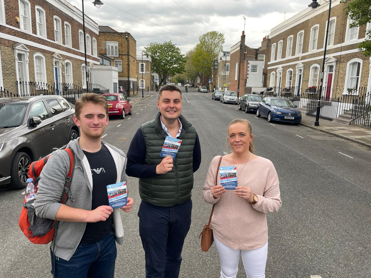 BekahBexi's tweet photo. Warm reception from residents that think its #TimeForChange
Many issues that๐ฅ #IslingtonLabourAreNotListening to including being blighted by excess traffic on 1 road๐๐๐ to a ghost town community #LTNsDoNotWork
@IslingtonTories are the only option #IslingtonDeserveBetter๐ https://t.co/PTgk75et17