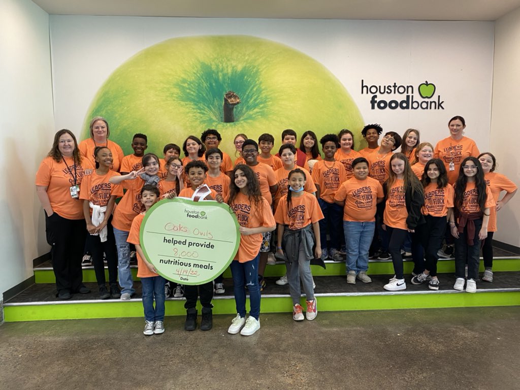 <a href="/HumbleISD_OE/">Oaks Elementary</a> Safety Patrol and STUCO helped to provide 8,000 meals today <a href="/HoustonFoodBank/">Houston Food Bank</a>