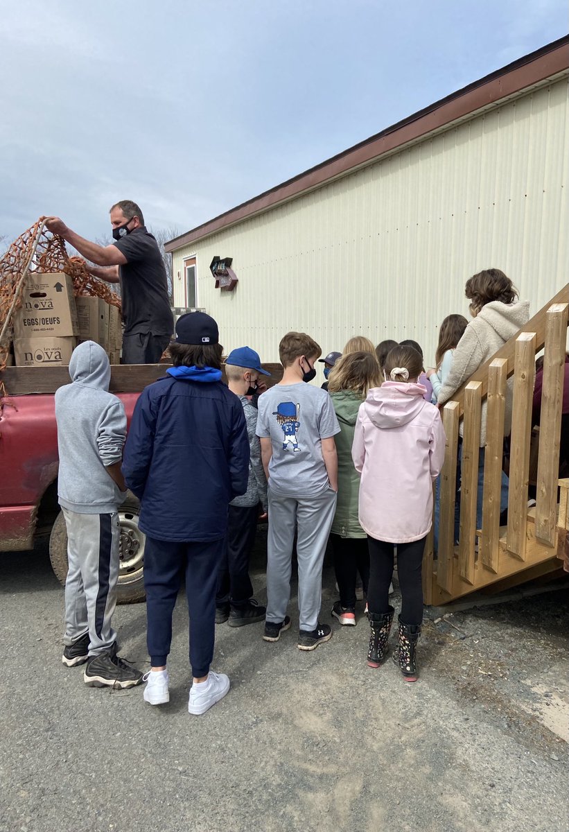 Grade 5/6 Hadfield’s class helping put away the veggie boxes! What leaders!