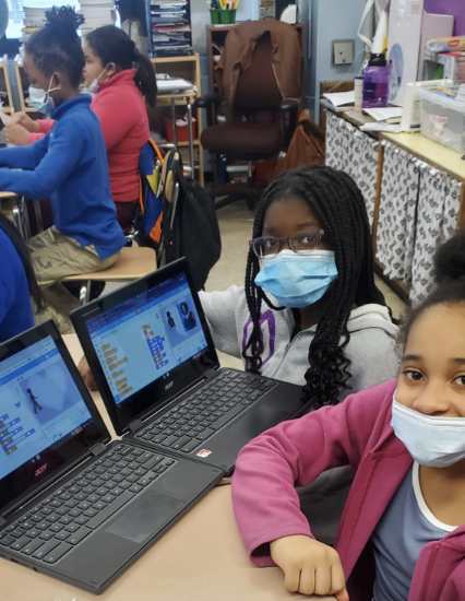 BootUpPD's tweet photo. Young coders 👾 in the making, thanks to @catlosleon and the teachers and facilitators at @The401Way The past couple of weeks have been filled with model lessons, PD workshops, and students taking on the role of teacher. @weteachcs @RobinHoodNYC  #CodingisElementary https://t.co/3Eym1V1MhQ