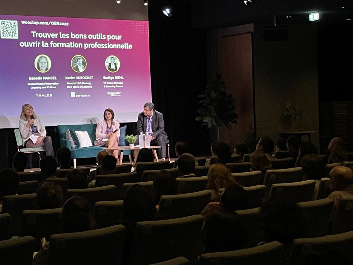 Edflex (@edflex_fr) on Twitter photo La première table ronde de la soirée commence ! Au programme : Comment trouver les bons outils ouvrir la formation professionnelle ? La réponse avec Isabelle Mancel <a href="/XavierDUROCHAT/">Xavier DUROCHAT</a> et Nadege Riehl. Suivez le direct youtu.be/T5LMXKw762I #oen La première table ronde de la soirée commence ! Au programme : Comment trouver les bons outils ouvrir la formation professionnelle ? La réponse avec Isabelle Mancel <a href="/XavierDUROCHAT/">Xavier DUROCHAT</a> et Nadege Riehl. Suivez le direct youtu.be/T5LMXKw762I #oen