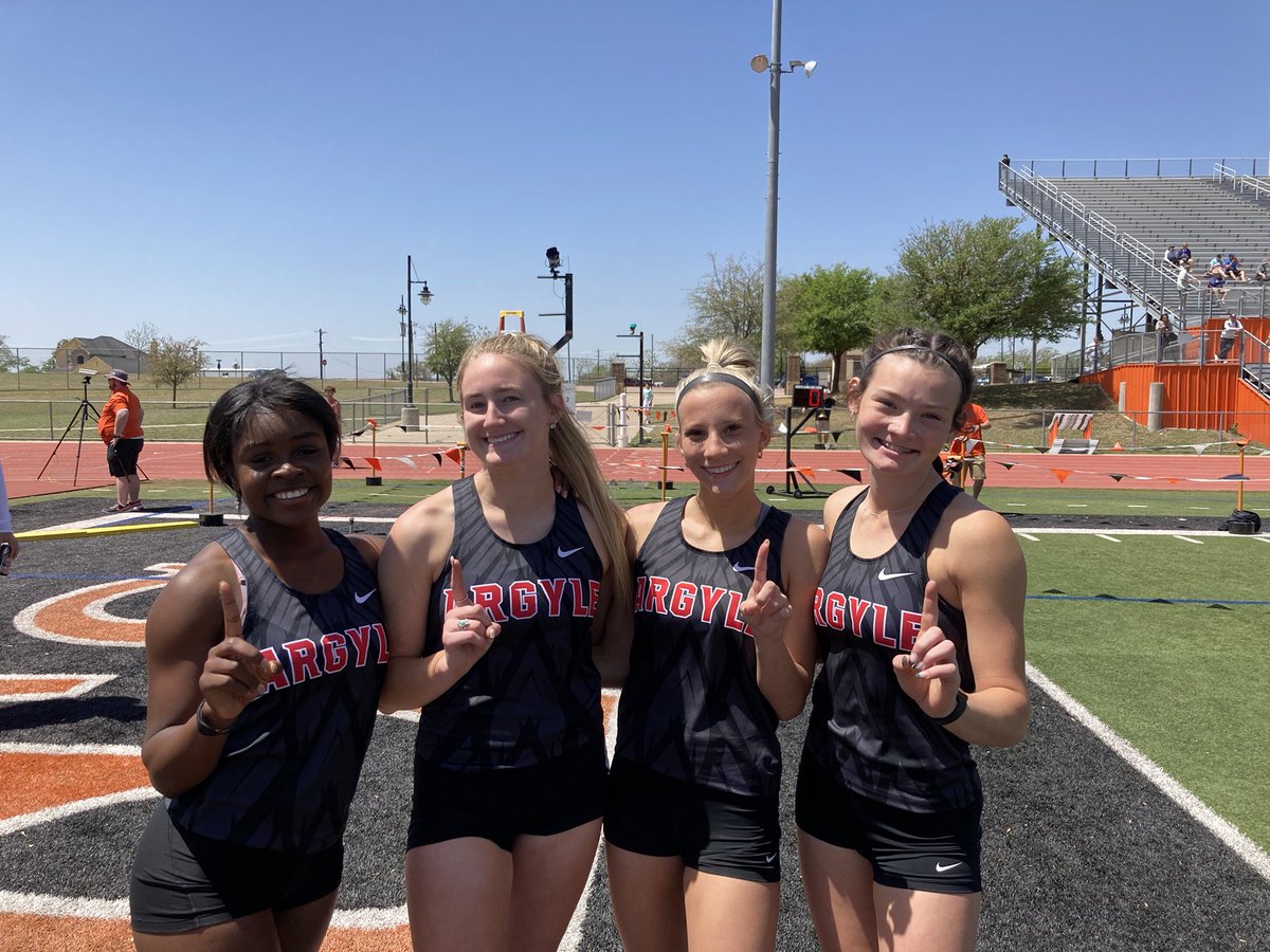 AISDHSTrackCC's tweet photo. Varsity girls 4x100 district champions. https://t.co/MYG8FdEcGX