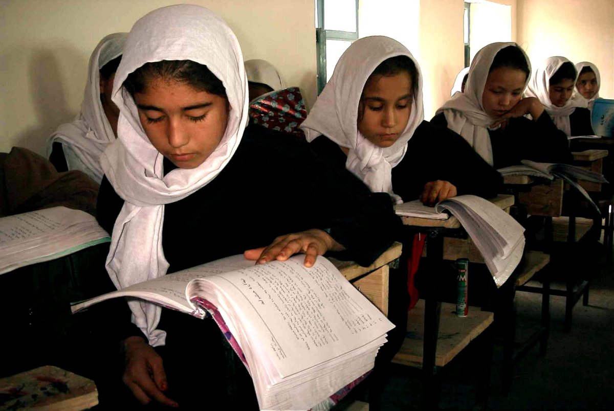 MelikianASU's tweet photo. Join us for "Briefing on Women's and Girls' Education: Focus on Afghanistan" on April 18, 6 PM MST/PDT, in ASU Tempe Durham Hall Room 240 &amp;
on Zoom @ https://t.co/Orawnb1Cxx https://t.co/x2bYxrEy53