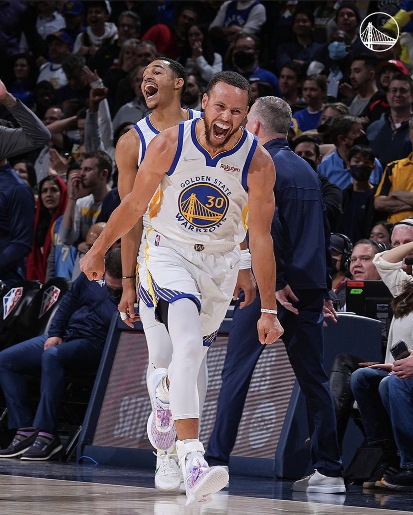 EL SÁBADO

EL SÁBADO JUEGA WARDELL STEPHEN CURRY.