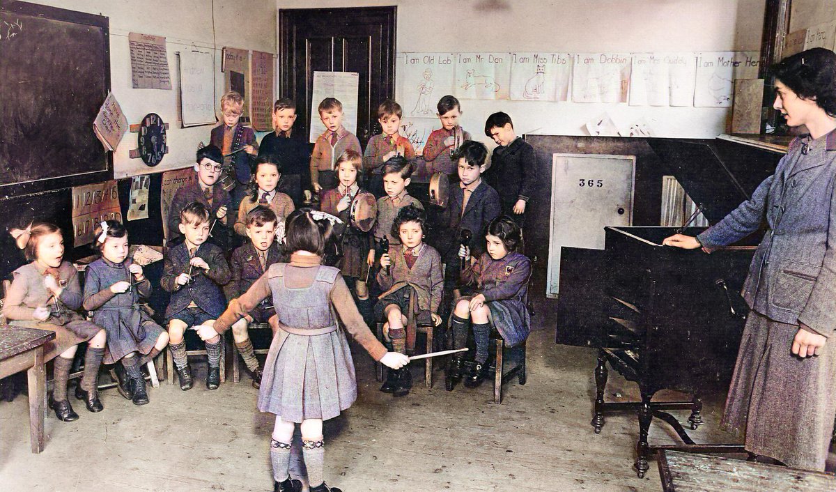 OldHighfeldians's tweet photo. One of the earliest pictures of @HighfieldsNG24 or ‘Sheldrakes’ as it was originally known, 75 years ago, which we’ve recently had colourised. Does anyone recognise any of these those dear little faces..? #NewarkNotts #History https://t.co/ccWpQ8Rmnk