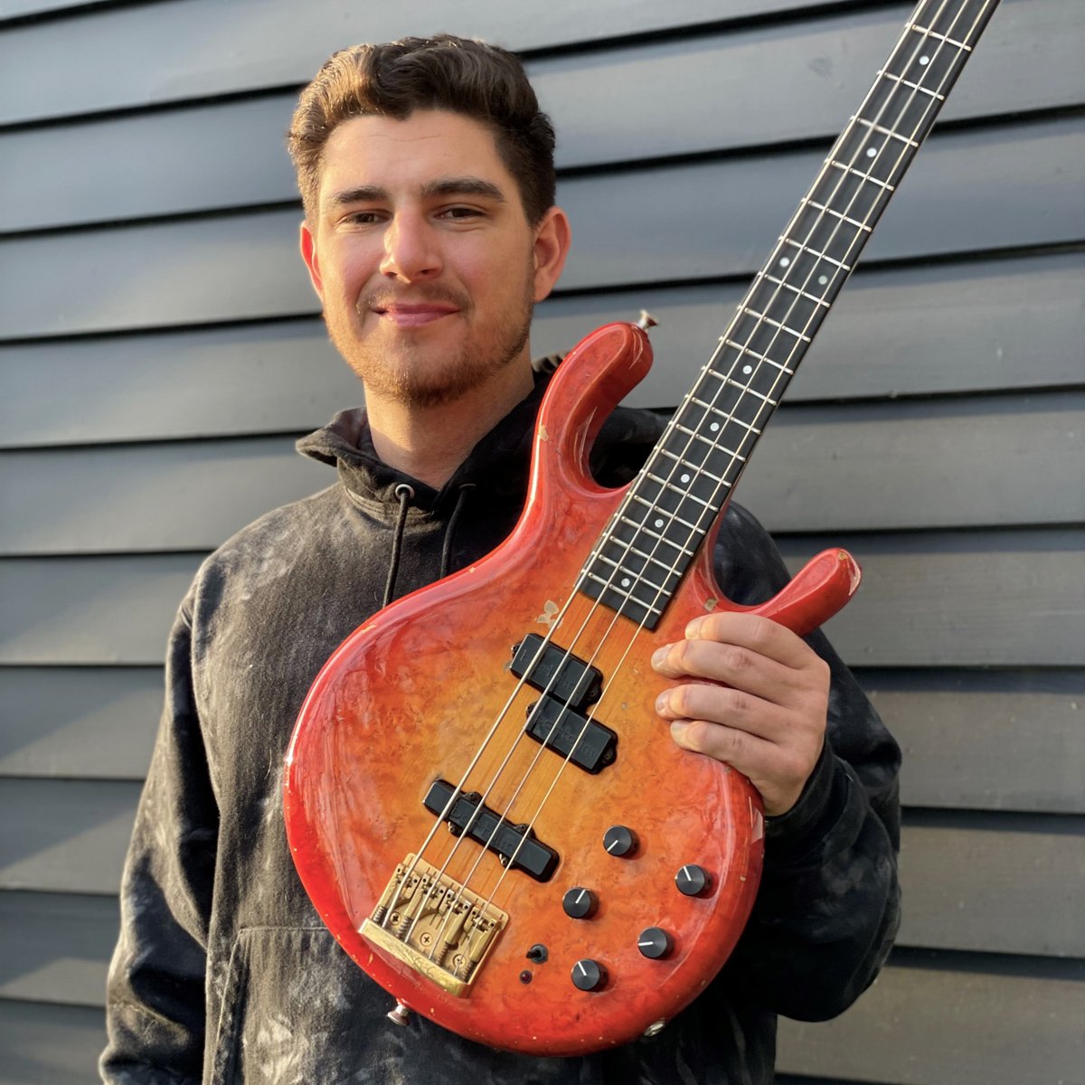 Please join me in welcoming our newest Bartolini Emerging Artist - Jon McGrath!  We have been watching Jon for the last two years - right about the time he moved to Nashville.  He is about to go on tour with Alexandra Key as an opening act with Tim McGraw!  Welcome Jon McGrath!