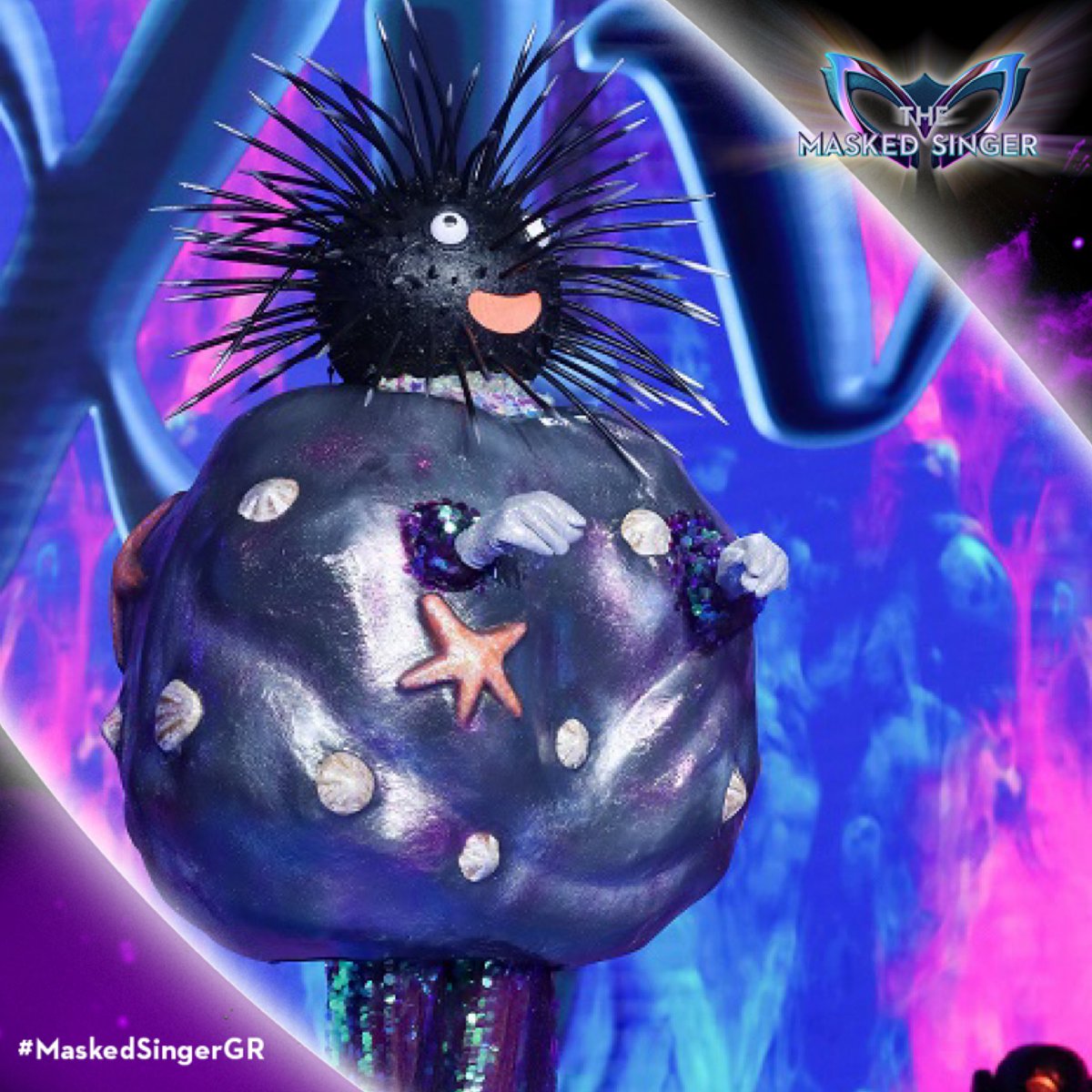 Μία νέα Μάσκα κάνει την εμφάνισή της για πρώτη φορά απόψε στο #MaskedSingerGr💥 Ο Αχινός μας🏖