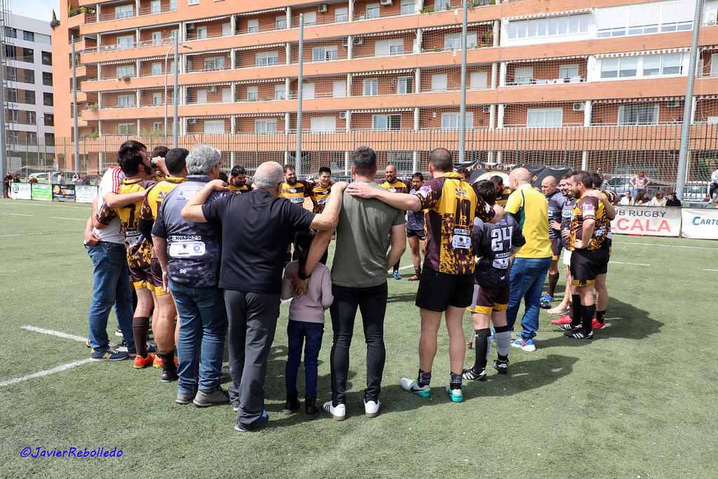filo_rugby_2019's tweet photo. #FiloMAS // MERECIDAS VACACIONES PARA EL SÉNIOR MASCULINO... Y PARA TODOS LOS QUE FORMAN EL FILO, TAMBIÉN GANARON LA LIGA 

📸FOTOS de Javier Rebolledo del partido y la celebración posterior aquí: https://t.co/rLjXNSI535

🔜PRONTO disponible el 🙌PÓSTER DE CAMPEONES‼️

#AúpaFilo https://t.co/Izk4vNrVDR