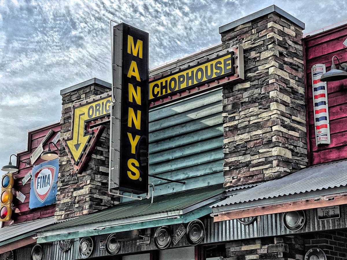 FishHardDave's tweet image. Had an excellent meal at @MannysChophouse in Haines City! Great service as well! Crazy busy place! #SteakNShrimp #FreshlyButchered