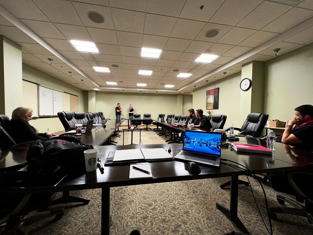 Loved spending ALL IN! time with my COR Leadership team this week. We defined our Q2 tactics and strategy celebrated Q1 results and practiced honing our coaching skills to be more effective support partners and sales leaders! Thank you #evansvillebulldogs! #GLLegends #BEASTMODE