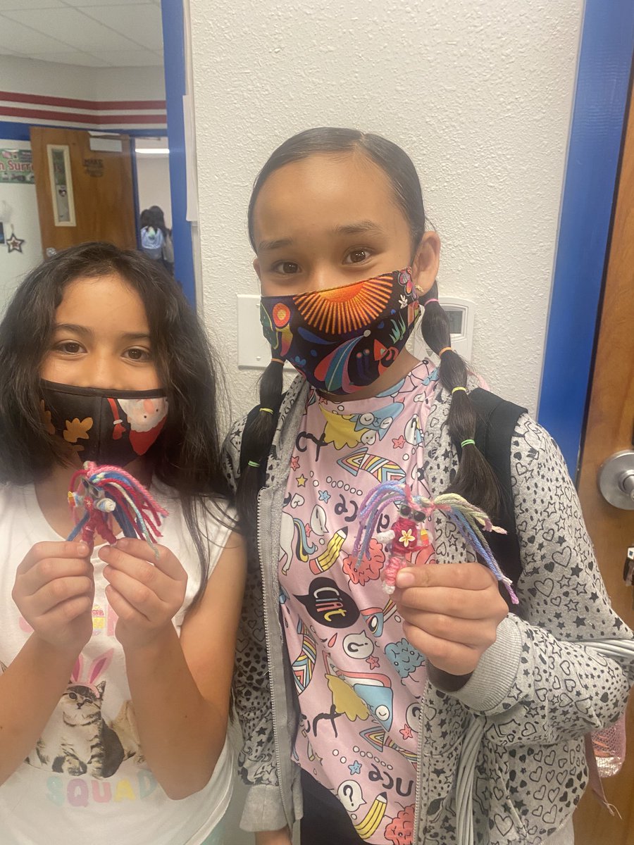 BarbaraBalderra's tweet photo. Students really enjoyed the book of the month. “Don’t Feed the Worry Bug”😀Worry self portraits and Worry dolls. #5thgradersrock!!!! @rmorales_HDHES https://t.co/MPJz3TCU0D