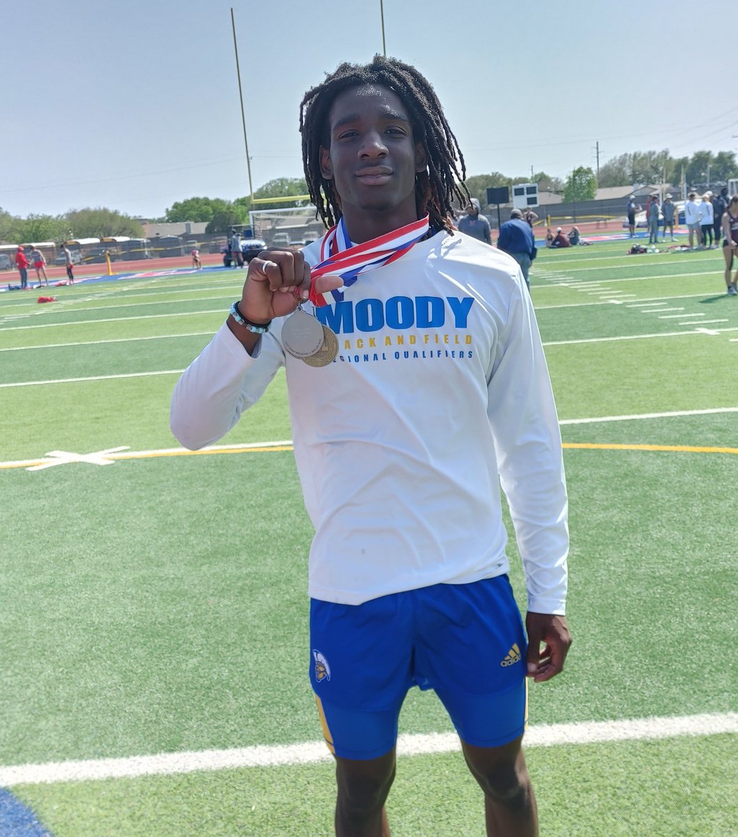 CC Moody Boys Track tweet media