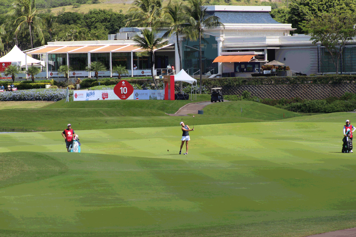 GolfAtKapolei's tweet photo. #ThrowbackThursday to the 2021 @LPGALOTTE Championship held at here last year. Best of luck to all of the amazing ladies competing this week on Oahu. Book online at https://t.co/H3Q663AqC4 to play like Lydia Ko, @Lexi Thompson, @inbee_park and more! https://t.co/62DjVy7C4D
