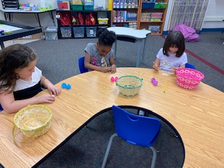 MrsACounts's tweet photo. Egg-citing time completing our math problems!  #WegienkaWildcat https://t.co/EkPioPX47L