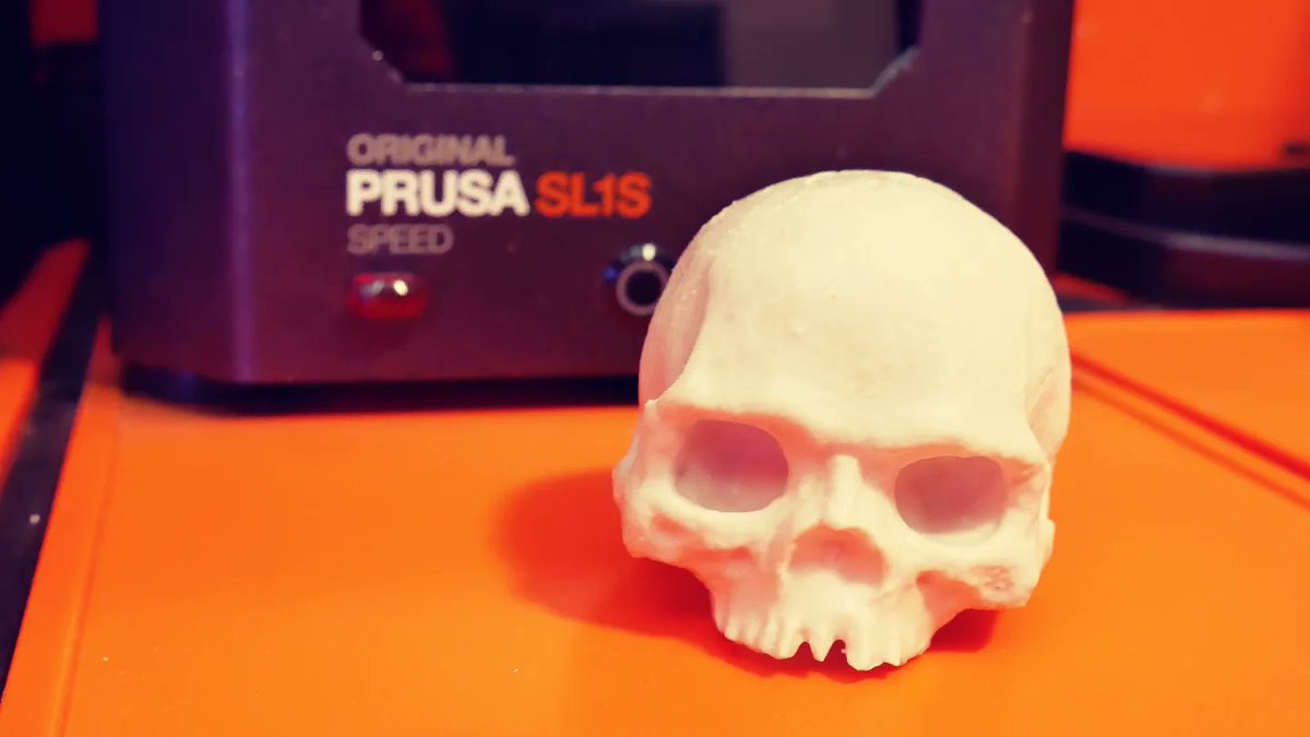 de3dprintman's tweet photo. Today I finished the print job for the #LeidenUniversity and I decided to print this skull as a present for with the order. It is printed in 50 micron in #Liqcreate Premium White on the #PrusaSL1S by @josefprusa. Print time 2 hours and 13 minutes.
https://t.co/oyTRxejCwi #3dp https://t.co/d3oRengVnk