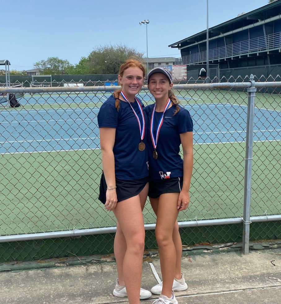 tennis_texan's tweet photo. Here we go!! STATE BOUND for our Boys doubles and Mixed!!
🥇Drew Gonzales/Tate Murphy -BD
🥈Cooper Doss/John Moore - BD
🥇Peyton Anderson/Ella Malone - Mixed 
Let’s go!💪🏼

HUGE congrats to our girls doubles for getting third place!! So proud of all of our kiddos!! https://t.co/oqstK1iE3P