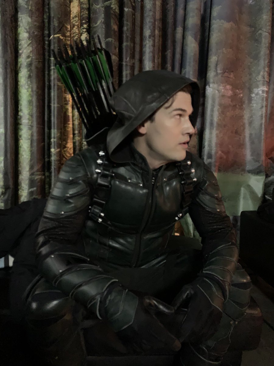 Yup #RenewLegendsOfTomorrow