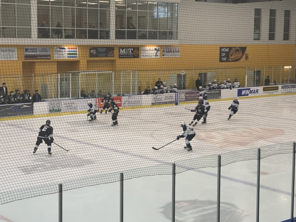 Took a trip down to Komoka today to watch the last round robins of the U15AAA @ohfhockey championships. Getting an early look for next years U16 crop. #scoutinglife @isshockey