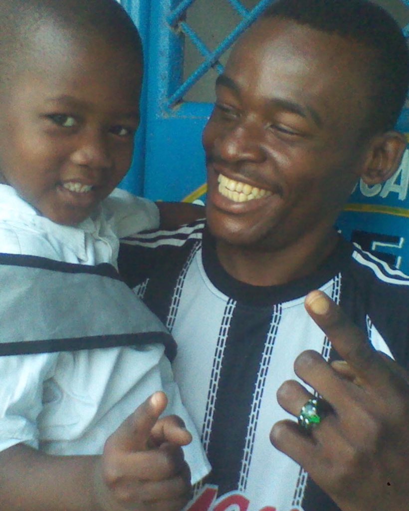 Wazzytz's tweet photo. #TbT with my kin #DayoDigo #Salu #SaluWazzy #MyKin #Forever
#BeYou #BeReal #BeSmart
#BeBlessed #AllahHakim
#KudeshEnt #FundiMitindo https://t.co/Wa9NfsttRR