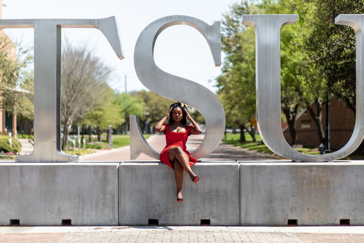 BRIbenefits's tweet photo. On May 13th, 2022 I will be graduating from The Illustrious Texas Southern University - Thurgood Marshall School of Law. 

All glory to God and and my Mama ⚖️ #lawtwitter https://t.co/g7sAUM6wRv