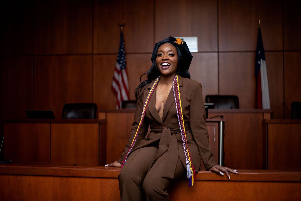BRIbenefits's tweet photo. On May 13th, 2022 I will be graduating from The Illustrious Texas Southern University - Thurgood Marshall School of Law. 

All glory to God and and my Mama ⚖️ #lawtwitter https://t.co/g7sAUM6wRv