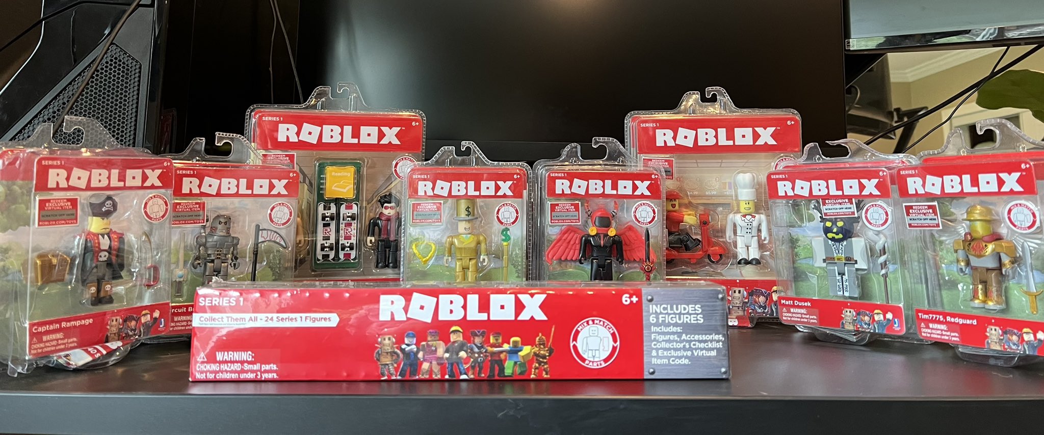 Jazwares on X: Redeem #Roblox exclusive virtual items at https