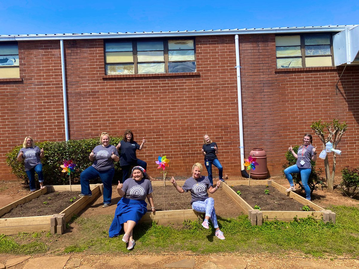 WE ARE OFFICIALLY OAK GROVE STEAM ACADEMY !!!! 🦅❤️💙#OakGroveSTEAM <a href="/OGESeagles/">Oak Grove Elementary School</a>