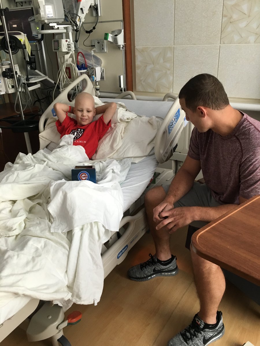 RizzoFoundation's tweet photo. Anthony regularly visits hospitals, writes letters to children &amp; provides financial assistance to families. U can make every Home Run count this season by joining our HR Challenge. #TeamRizzo

Learn more about the work we do at https://t.co/oAeDNPUk93 
 
https://t.co/0o4vDGAS8s https://t.co/EJfAWaCI0V