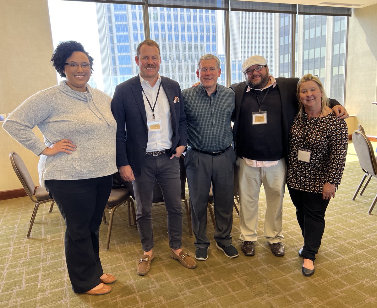 AnyoneHomeInc's tweet photo. Thanks to Haley Residential for hosting an awesome leadership conference, we're proud to have been a part of it! #proudsponsor #multifamily #propertymanagement https://t.co/BS3ioa8XX2