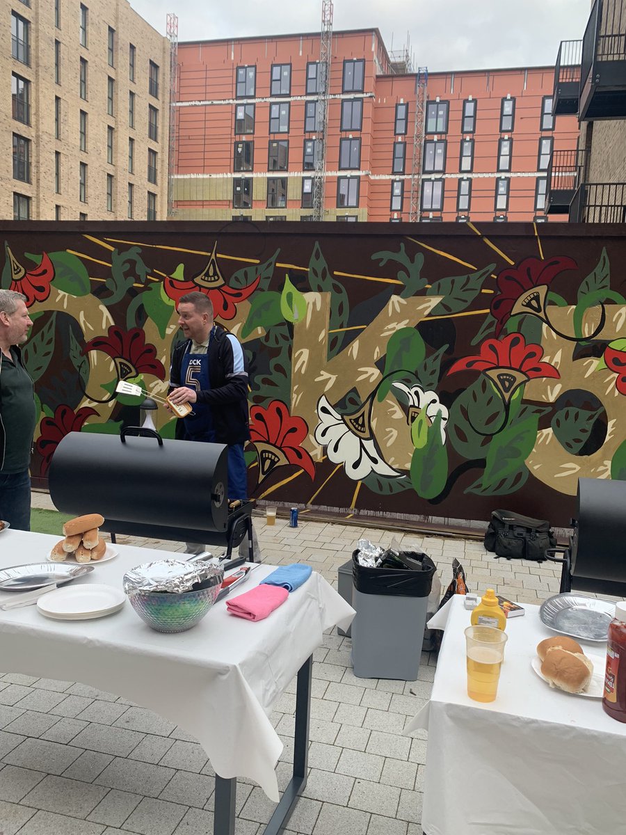 Lovely day for a BBQ with the residents at Dock 5 😎 Dream Team! <a href="/Savills/">Savills</a> &amp; <a href="/ForLiving/">huzhengfei</a> Happy Easter Weekend and here’s to an exciting launch of our Phase 2 lettings for this fabulous scheme! As you can tell <a href="/Edwards_Mark/">Mark Edwards</a> and Steve did a brilliant job with chef duty! <a href="/_PaulGerrard/">Paul Gerrard</a>