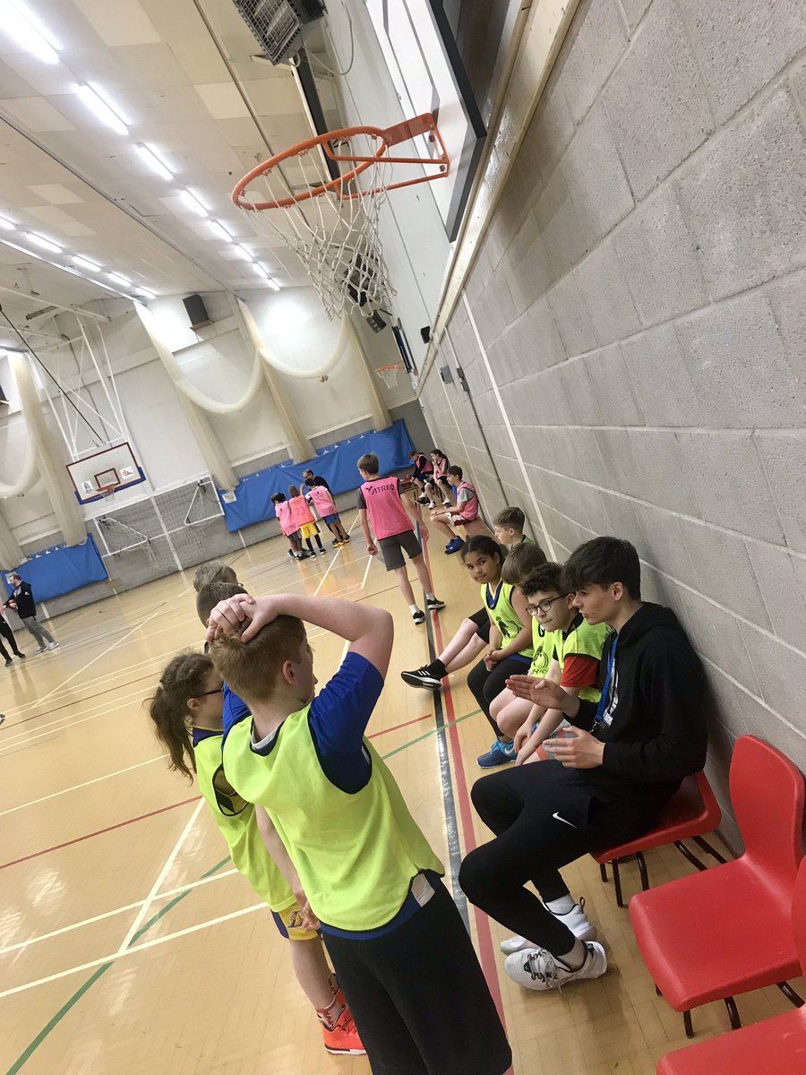 SilverbacksBB's tweet photo. Final day of @PeteDaines @DiddyDunkers 🏀 #basketball camp. 50+ children took part over the 3 days, with some heroes managing all 3 days, and/or the usual evening Silverbacks Junior Training or Diddy’s session 💪

Thanks to all coaches, sponsors and parents for their support 👍 https://t.co/NGRZL60F74