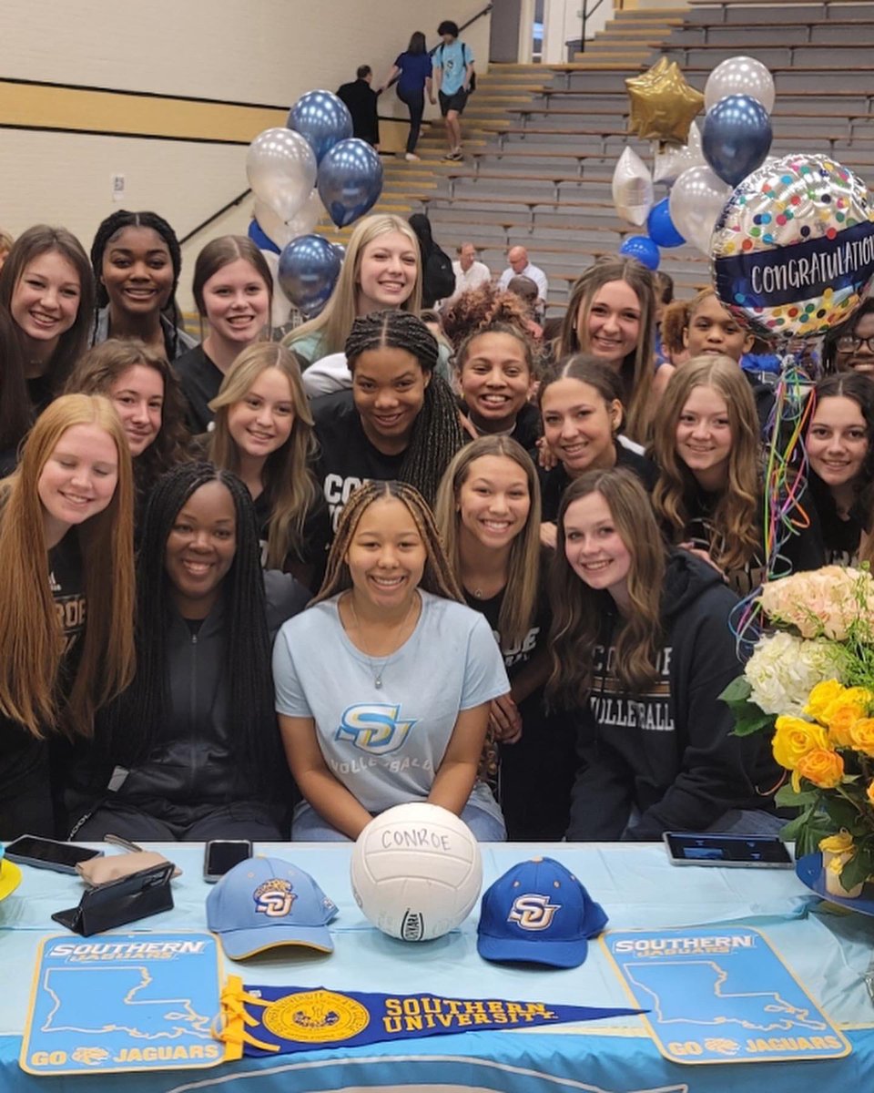 TrinityLane2022's tweet image. I am so excited to announce my commitment to Southern University! I would like to thank God, my family, teammates and my coaches. Go jags! @SouthernU_VB #committed