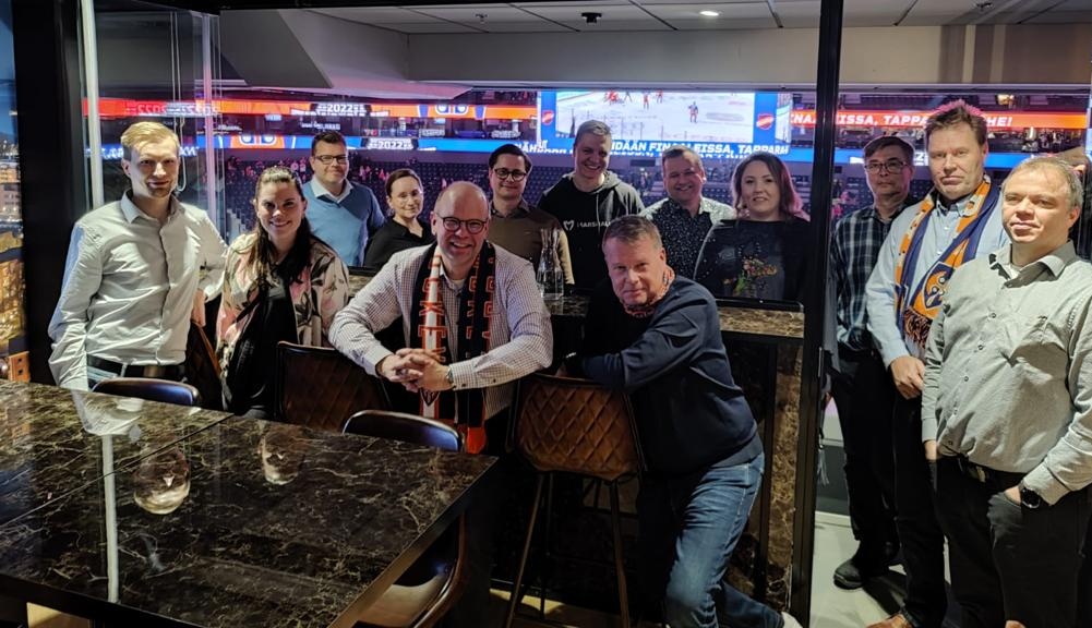 LauraRiihentupa's tweet photo. CityIoT2 -hankkeen verkostoitumistapahtuma @nokiaarena. Kiitos @minna_kinnunen ja @BusinessTampere #varalaengineering https://t.co/KBaJyJtSxo
