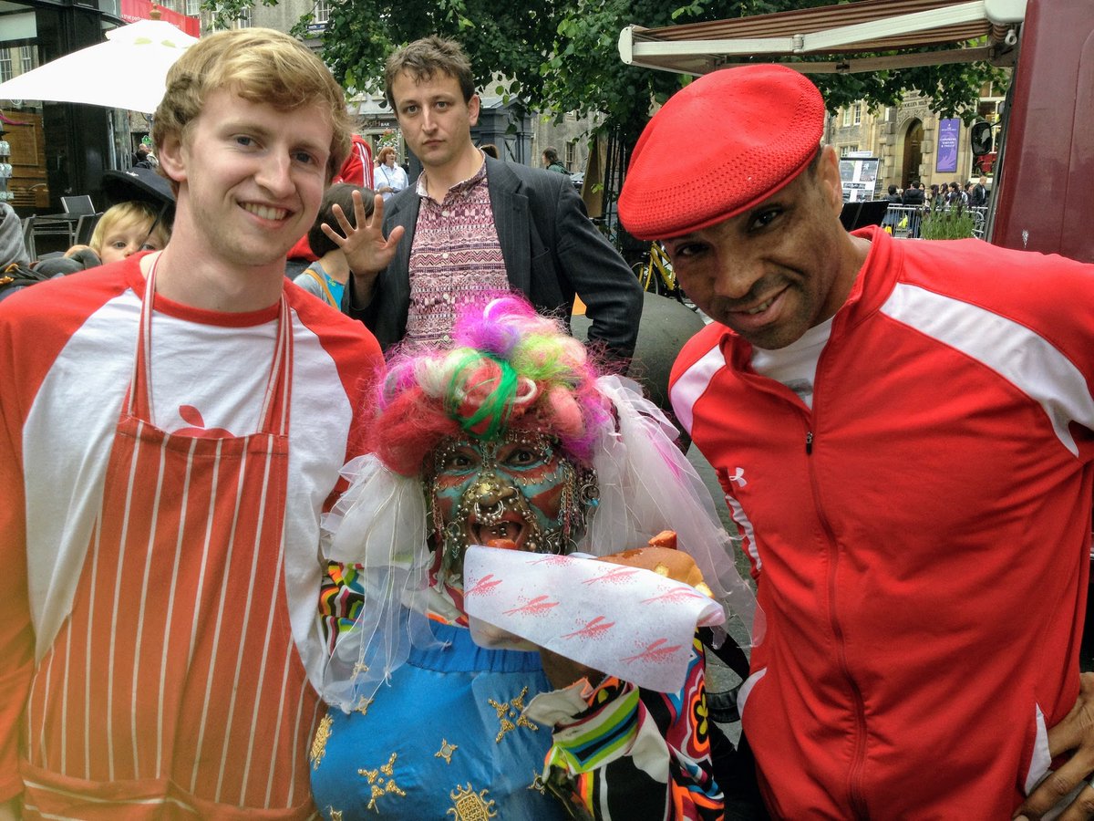 BigAppleHotDogs's tweet photo. It's been a seismic week for #BAHD, in a good way for a change! Thanks for all the support & orders. ππΎ
I was tickled when @kungfubbq_ said #BigAppleHotDogs at #EdinburghFringe was his first ever street food. This is Edinburgh & on the fringe of surreal. #TheBAHDoldDays https://t.co/KK6OeiTKZC