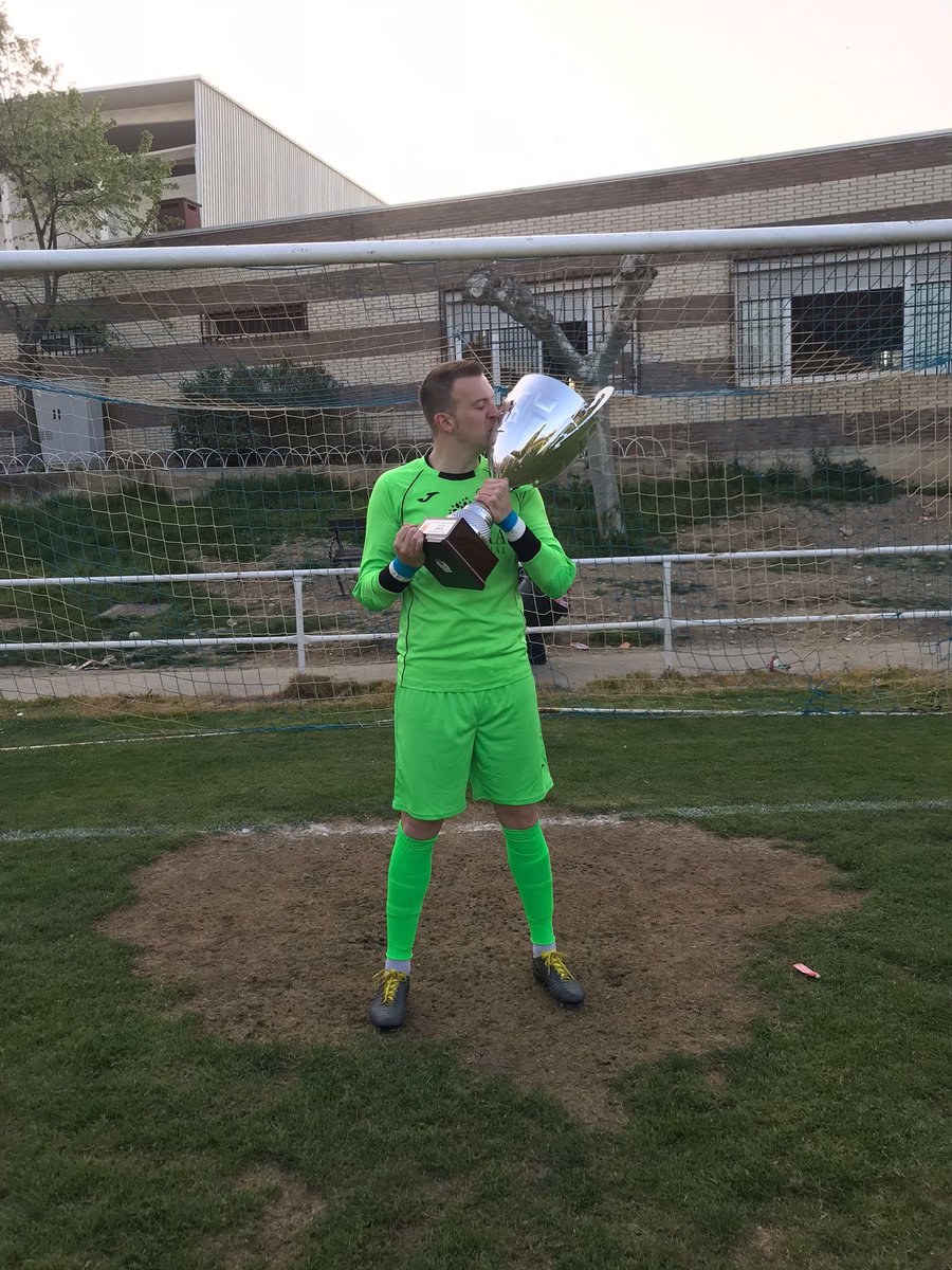 padilla274's tweet photo. ¡CAMPEONES DE COPA! 🏆 @cdamigo Increíbles momentos, ambiente y afición. ¡Viva el fútbol! #CopaIMQ @fedfutnavarra https://t.co/4TWmaANlCs