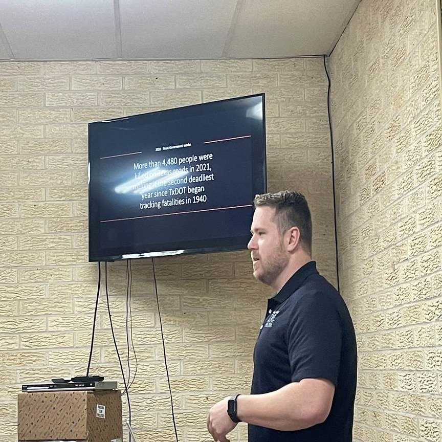 TML_RiskPool's tweet photo. This week is #NWZAW and the City of #GrovesTX reached out for us to assist them with #LossPrevention services. We provided them with a presentation on R.O.A.D. Ready, Safe Vehicle Operations &amp; Preventing Struck By Incidents. https://t.co/HARed4fUUm  #WorkZoneSafety #TMLIRP https://t.co/xGrbvabkbX